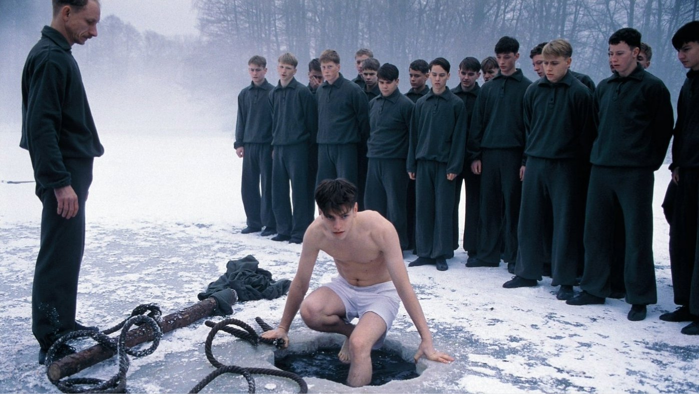 Академія смерті